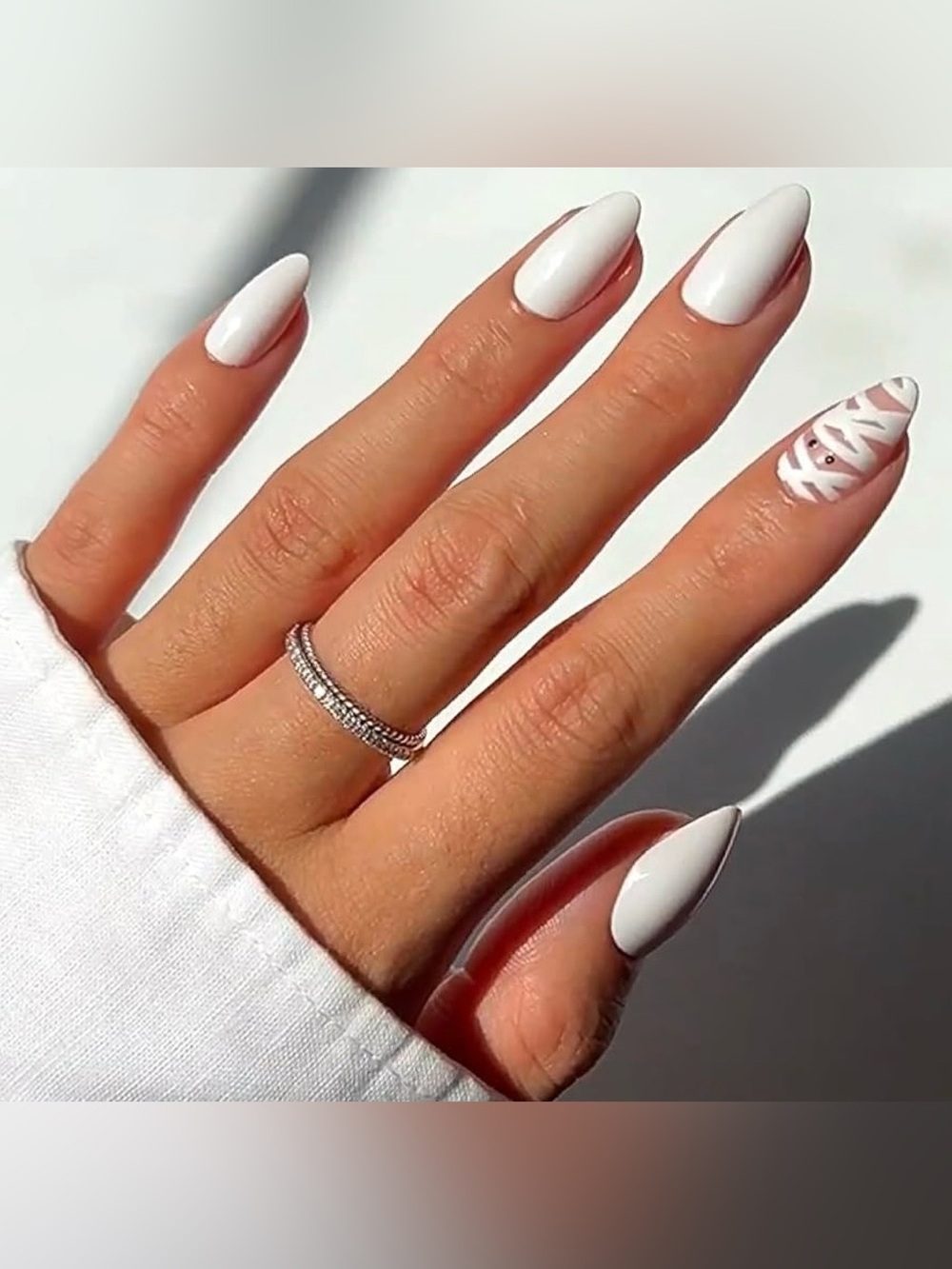 Glamnetic Halloween Press On Nails Short Almond Glossy Wrapped Up NIB
